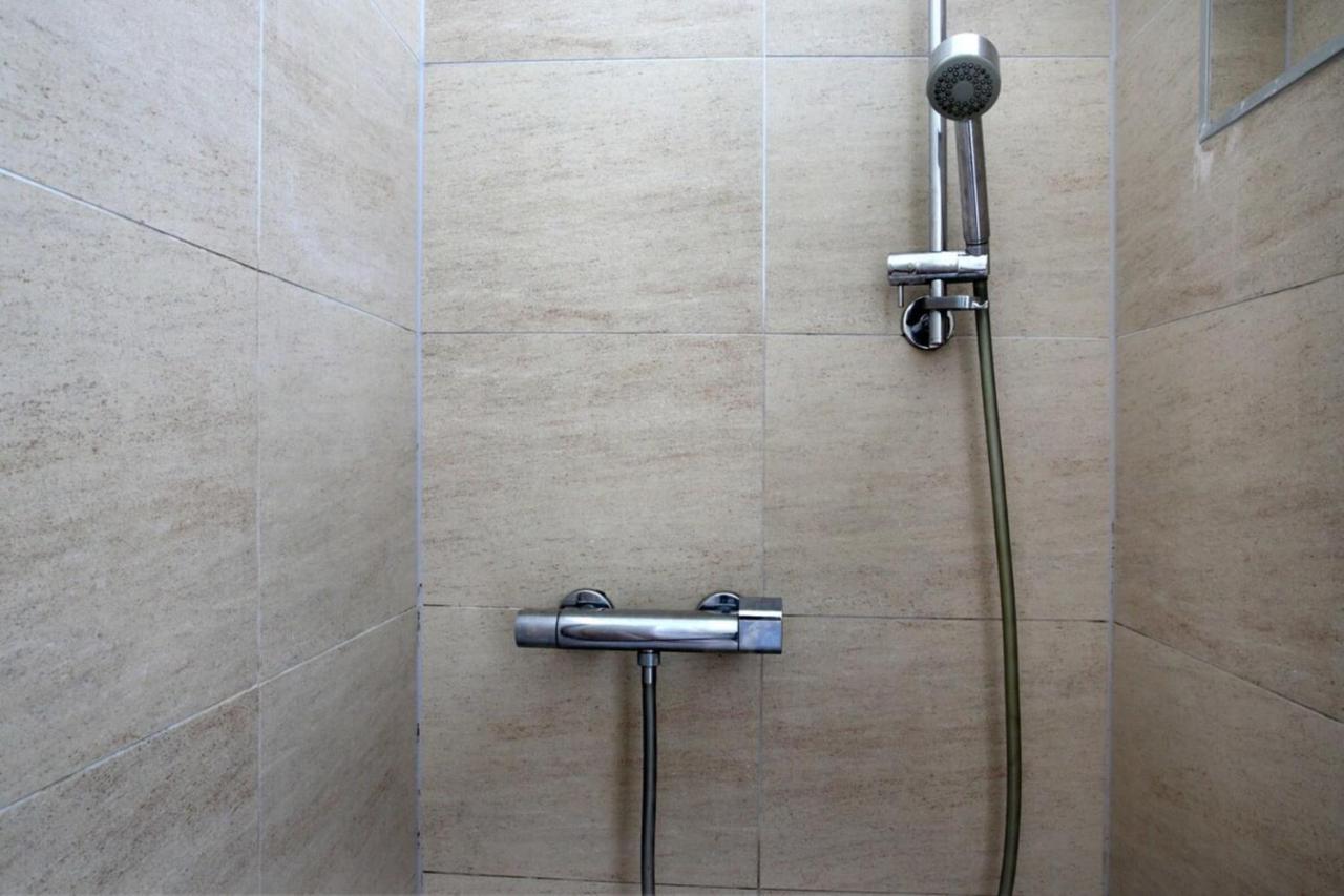 Central Apartment For The Fringe إدنبرة المظهر الخارجي الصورة